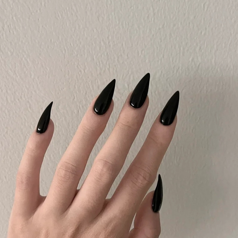 Pointed Black Fake Nails, European and American Style, Simple Cosplay, Photo Shoot, Wearable Nail Stickers, Freely Removable Finished Product Pointed Black Fake Nails, European and American Style, Simple Cosplay, Photo Shoot, Wearable Nail Stickers, Freely Removable Finished Product