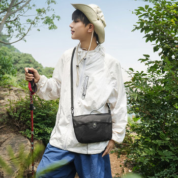 Lightweight and versatile shoulder crossbody bag for outdoor commuting