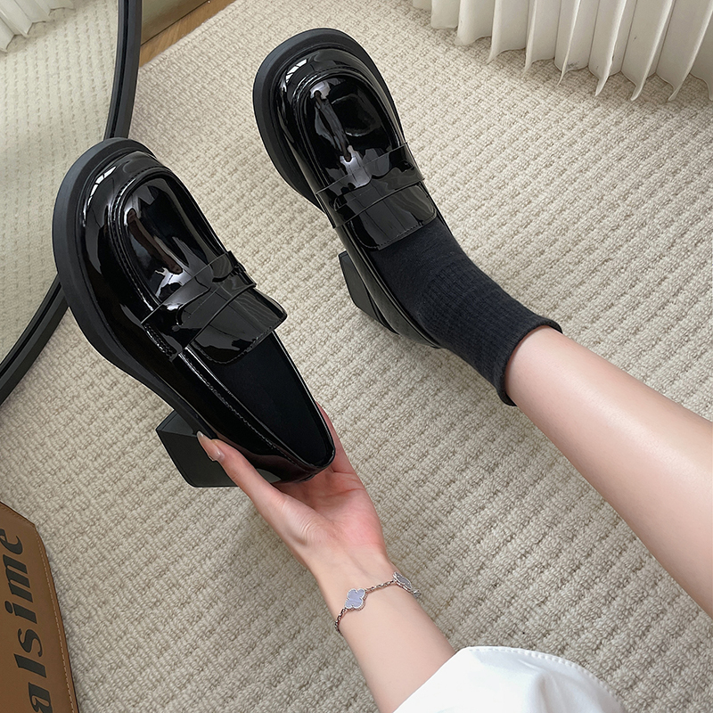 Black Chunky Heel Leather Shoes for Women, Spring 2026 New High-Heeled Loafers, British Style Retro Mary Jane Shoes