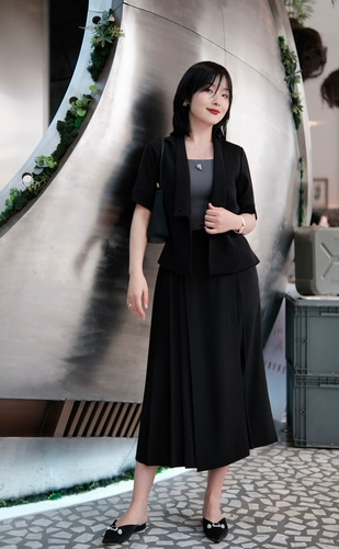 介面 Трехмерная небольшая дизайнерская длинная юбка, по фигуре, средней длины