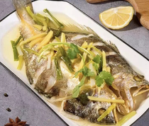 Wenzhou Nanji Island large yellow croaker yellow croaker 0 5~0 7kg 2 strips 2 pack within 48 hours Shunfeng delivery