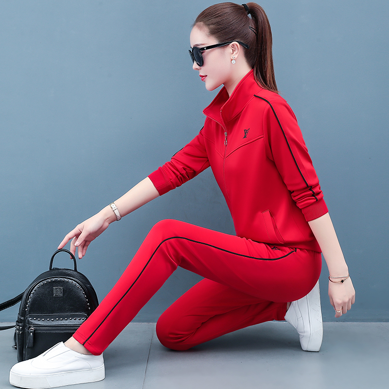 Wan Yue Yi Cheng Brand Sports Suit for Women 2025 Spring and Autumn New Korean Style Fashionable Age-Reducing Casual Cardigan