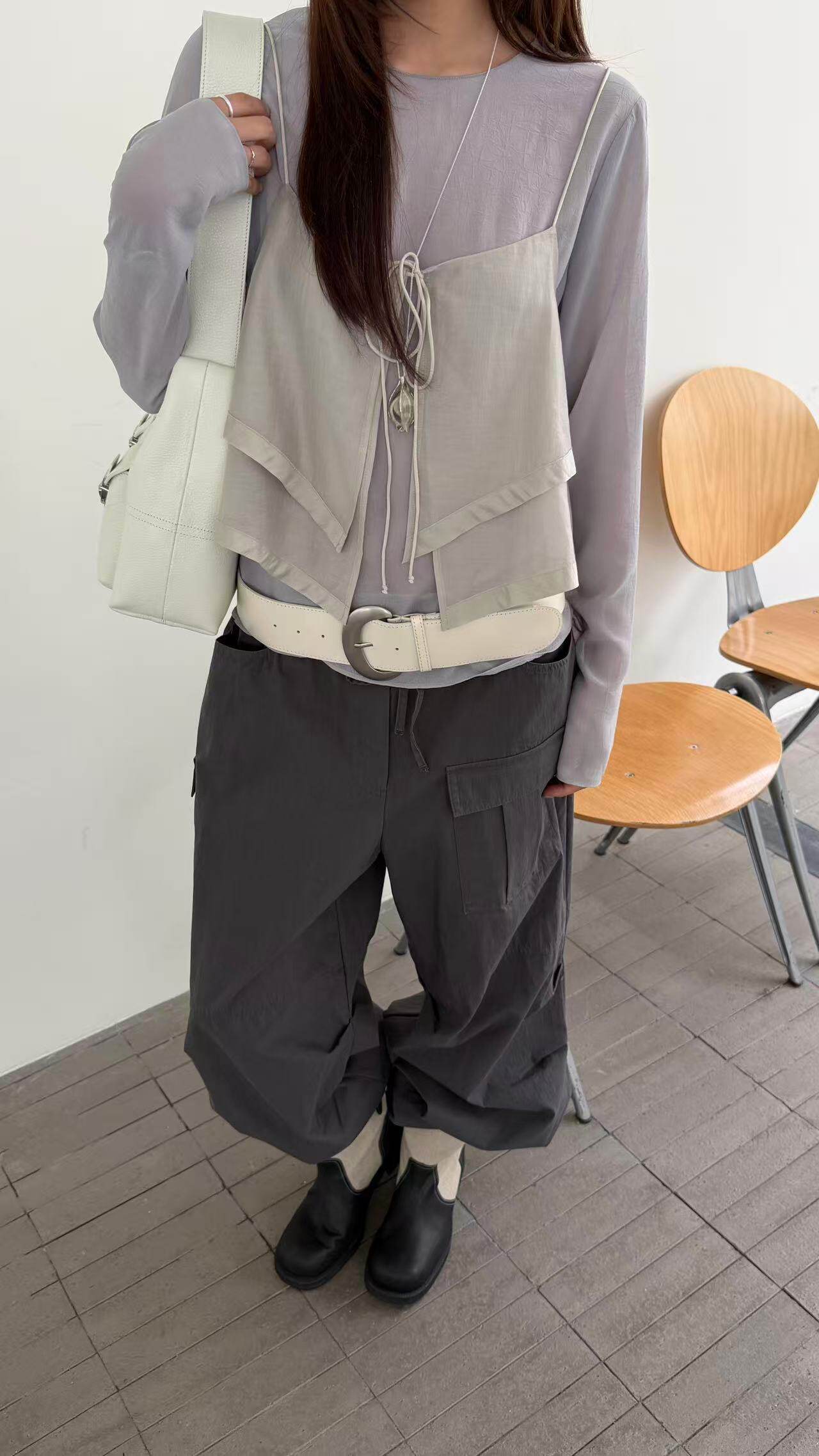 waitmore2026 весна-лето новая модель прозрачная блузка с длинными рукавами + двухслойный топ на бретелях комплект из двух предметов женский