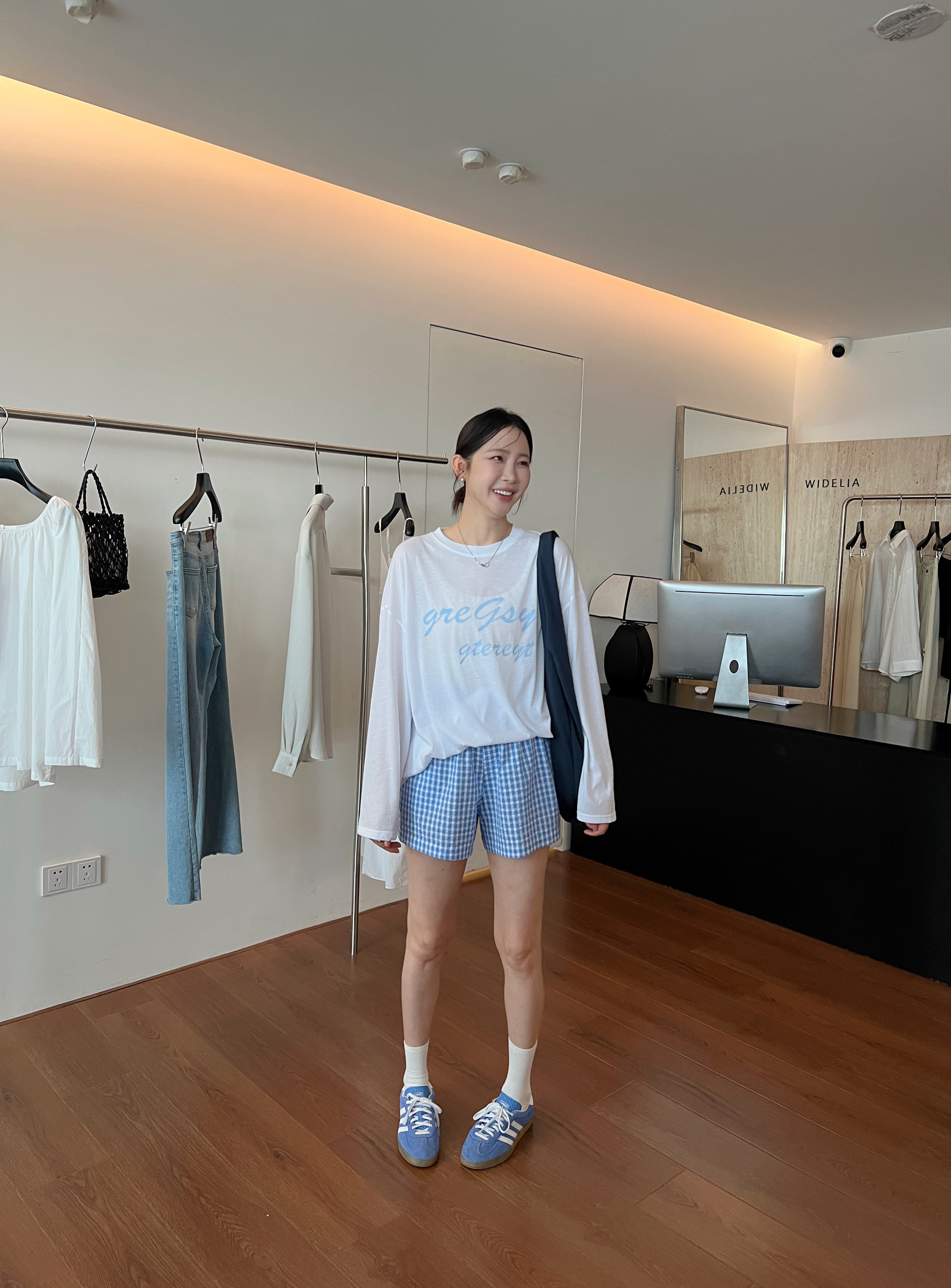 widelia повседневная рубашка с длинными рукавами с защитой от солнца женская 2025 лето свободная ленивый стиль полупрозрачная футболка с буквенным принтом