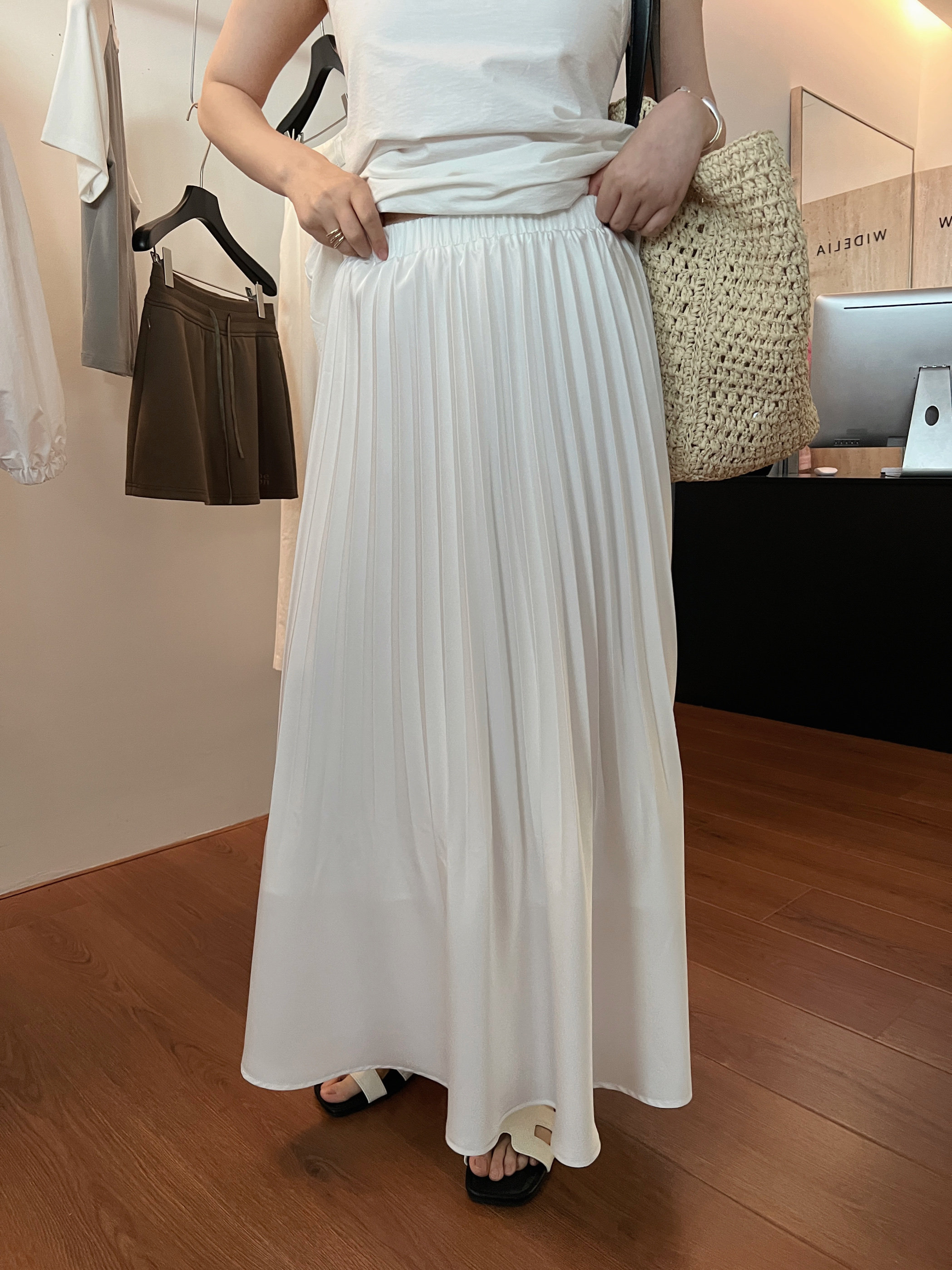 WIDELIA атласная плиссированная А-силуэт юбка со складками женская 2025 лето с резинкой на талии стройнящая юбка-русалка средней длины