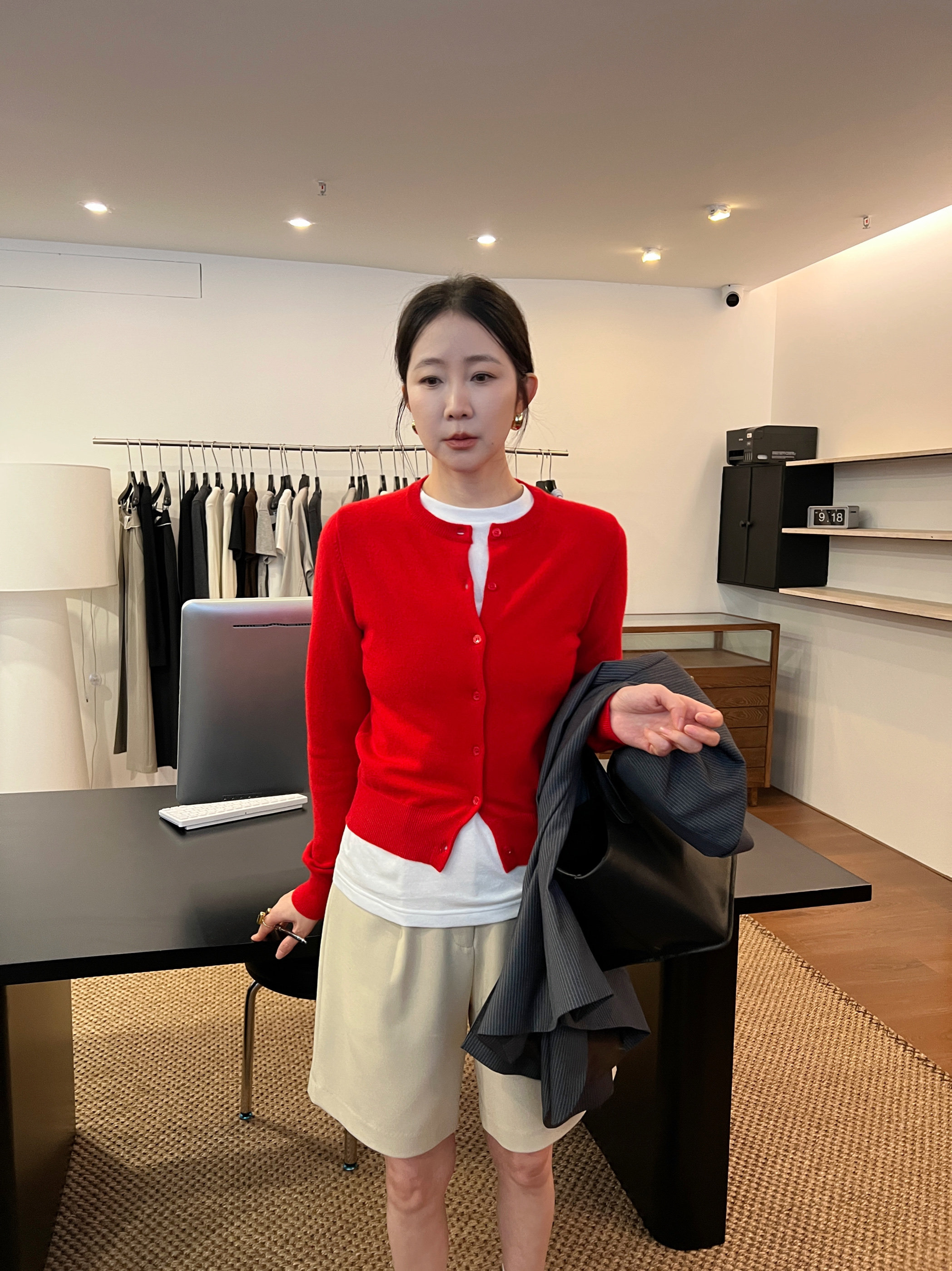 widelia свободная универсальная повседневная футболка 2024 осень круглый вырез однотонная стройнящая базовая майка