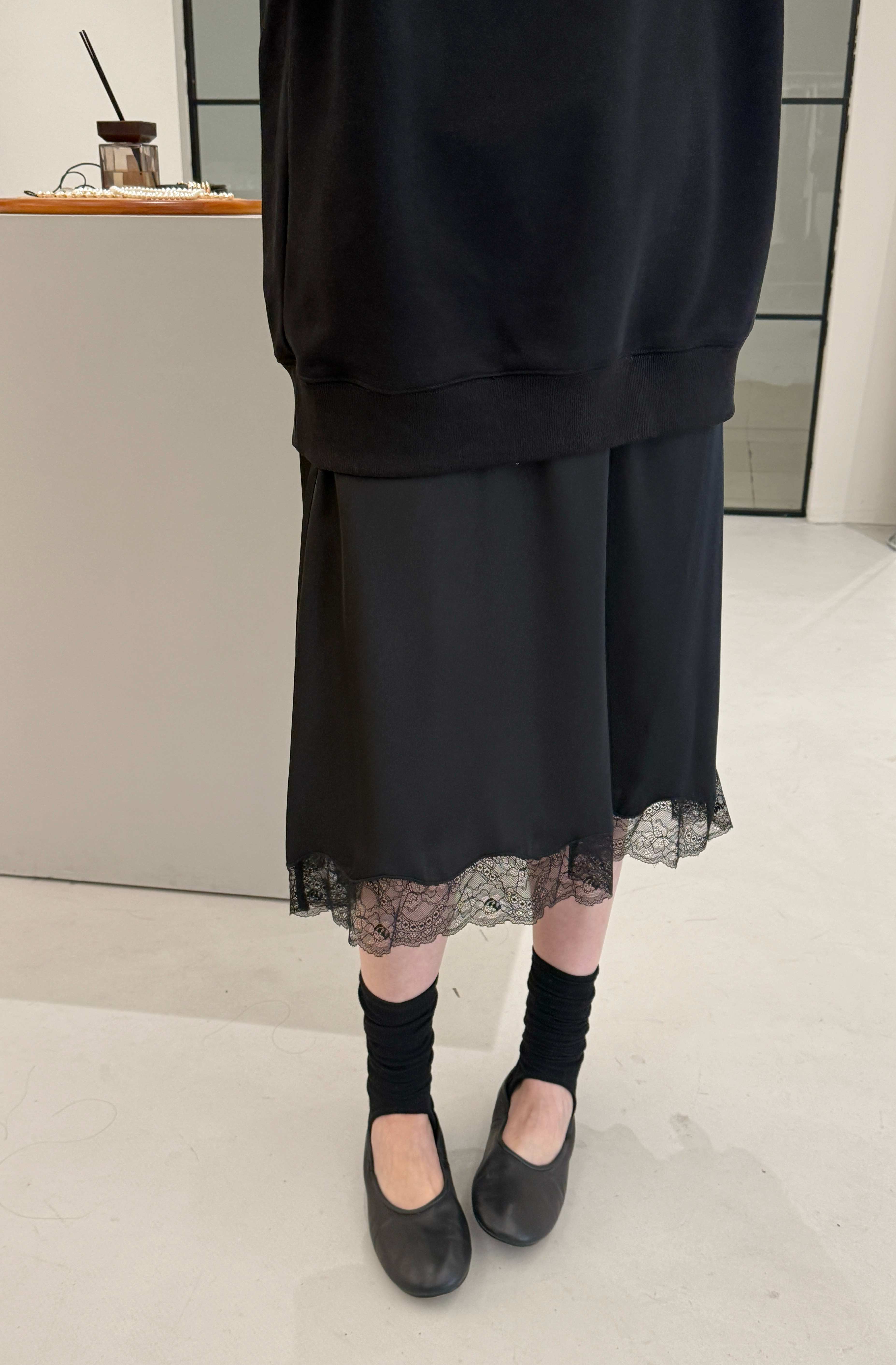 widelia черная блестящая юбка средней длины с кружевной отделкой для женщин весна-лето