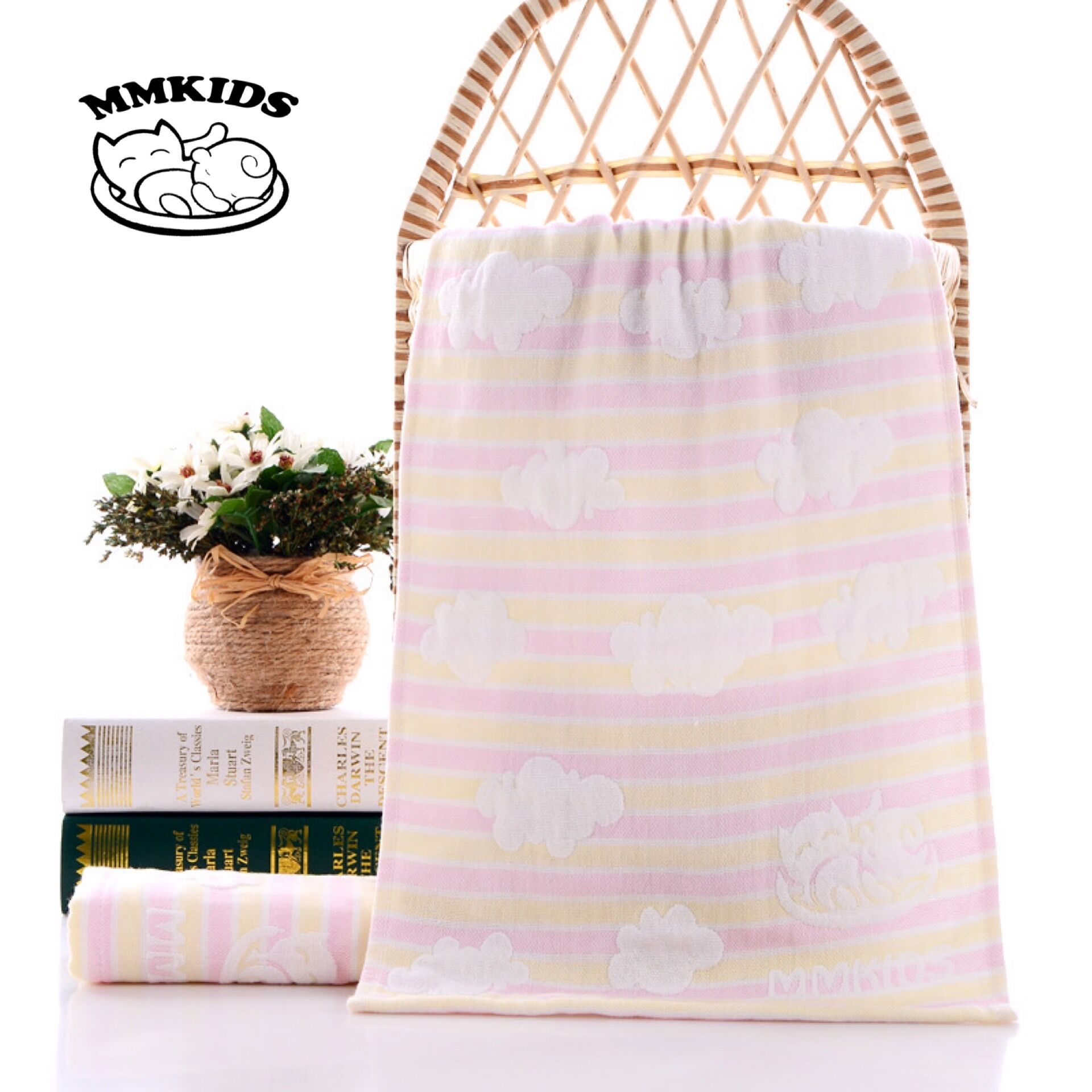 MMKIDS magic little meow cotton gauze Newborn child baby towel Bath towel Soft absorbent face towel New product