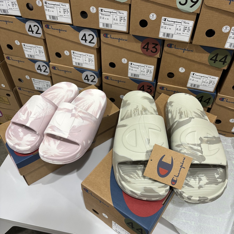 Champion Brand Non-Slip Outdoor Slippers for Men and Women, Unisex Casual Sandals and Slippers Champion Brand Non-Slip Outdoor Slippers for Men and Women, Unisex Casual Sandals and Slippers