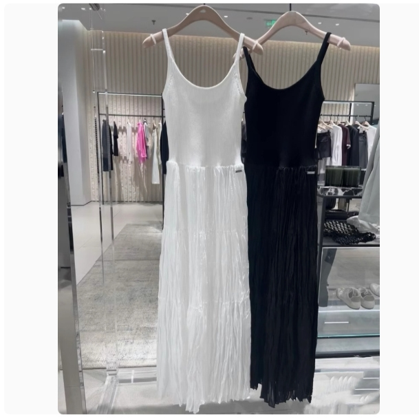 [Same Style as Qin Lan] Counter Long Skirt 2025 Summer New Texture Pleated Suspender Skirt Dress Mbe2Drs00