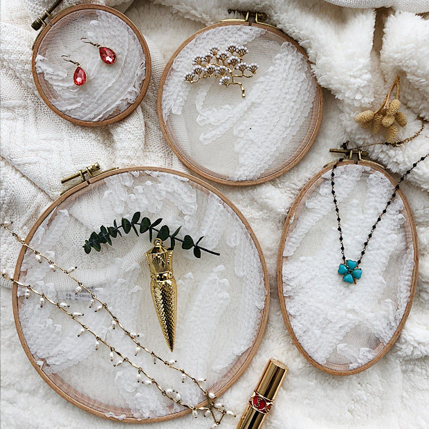 Lace White Fish Scale Embroidered Shed Decorative Earrings Ornament Show Shop Window Display Shooting Props Log Handmade Embroidery