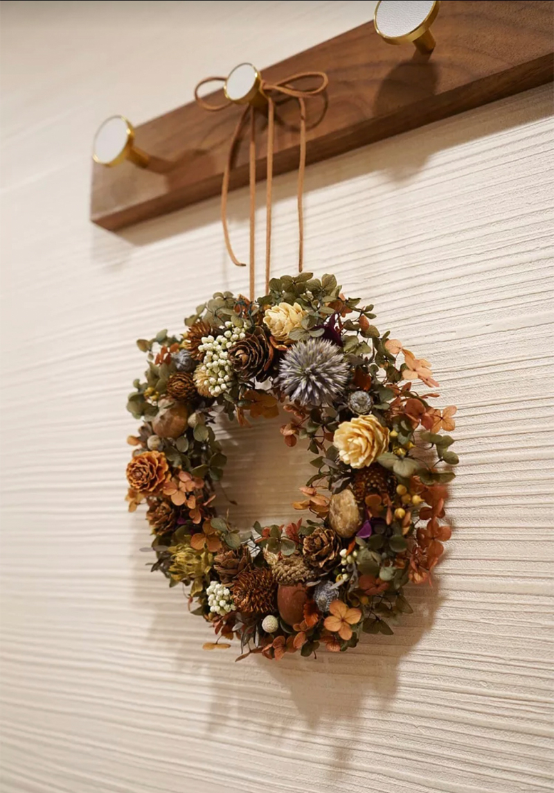 Japan imported wallpaper modern Nordic white horizontal dressing room dry area 2563 antibacterial antifouling TOLI wallpaper