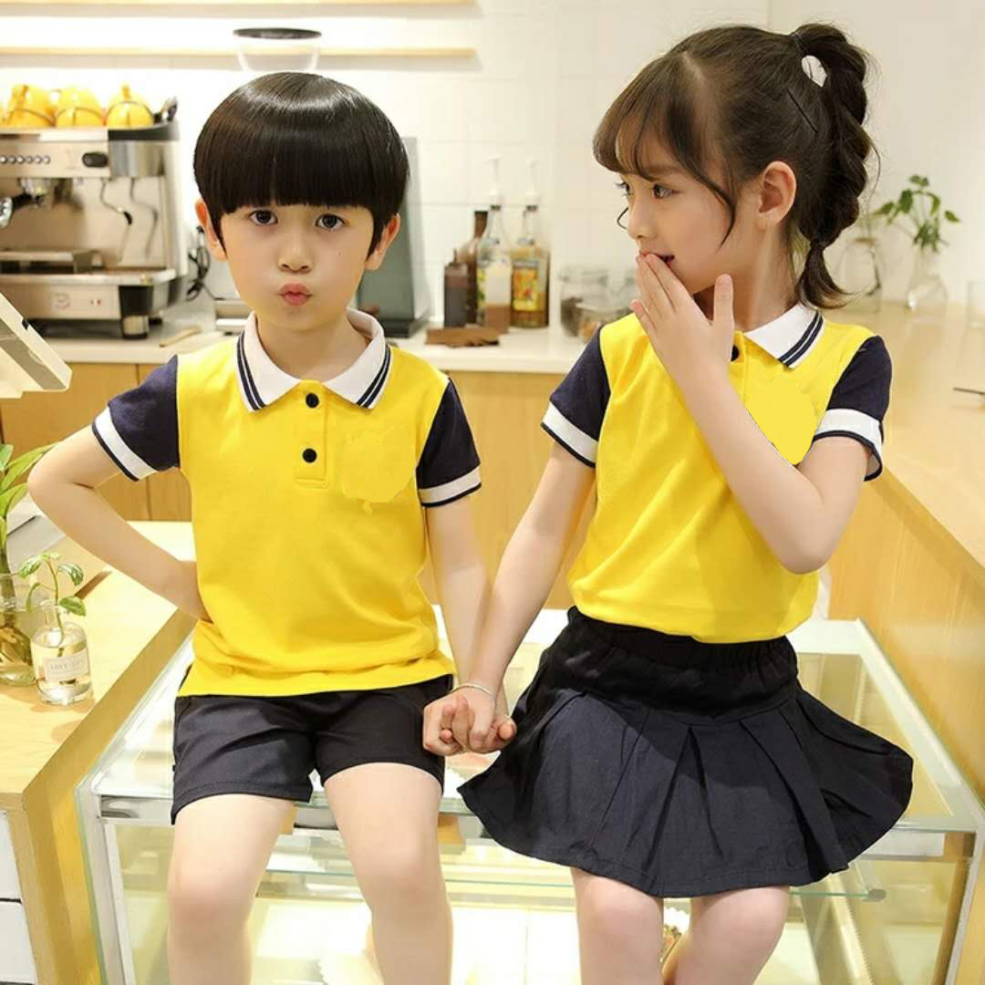 Đồng phục học sinh mẫu giáo mùa hè phong cách mới màu vàng cổ áo cotton lớp quần áo phụ huynh-trẻ em thể thao ngắn tay phù hợp với nhà sản xuất tùy chỉnh quần áo trẻ em nam