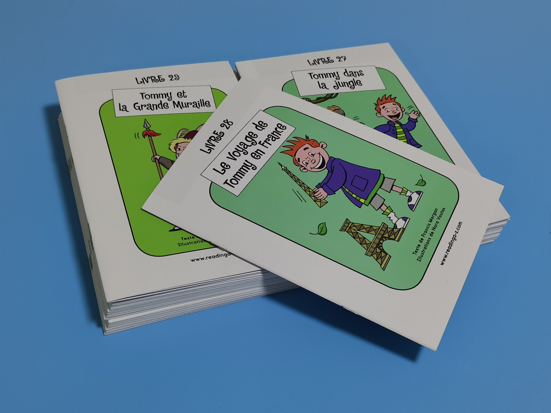 Point reading version of French RAZ Tom Stories full set of 29 French chapter books to support small master reading pen