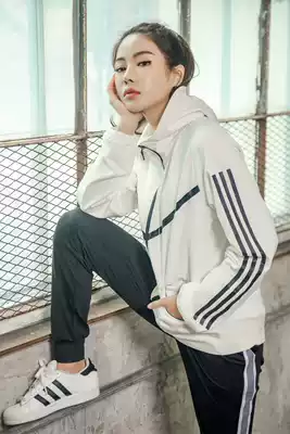 Sports top female 2021 new spring and autumn long sleeve Korean coat fitness yoga clothing Net red beginner quick drying clothes