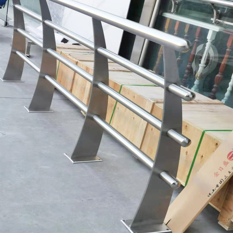 Factory direct sales engineering guardrail stainless steel column mall guardrail 304 stainless steel engineering handrail balcony guardrail