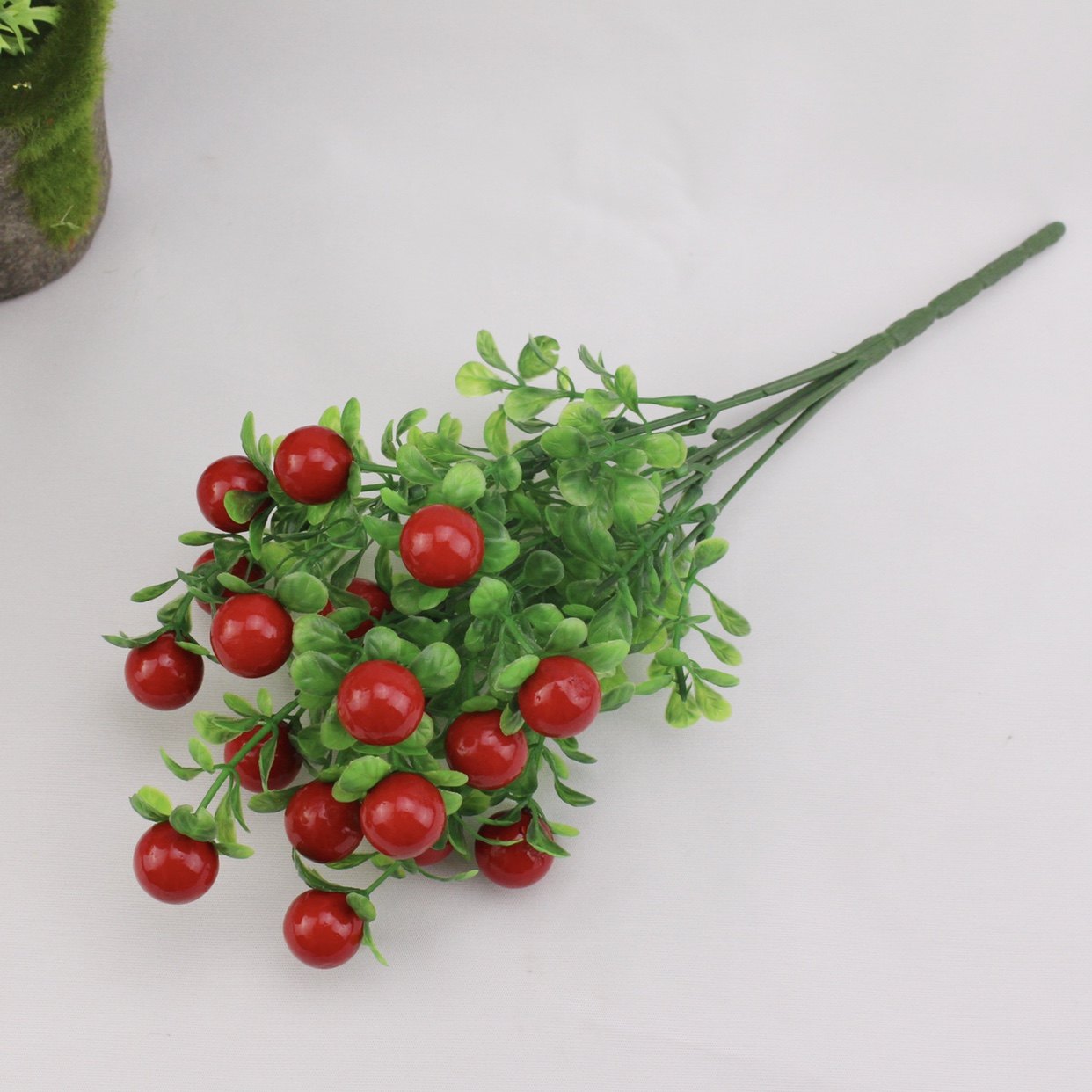 仿真花假花绢花布花客厅卧室电视柜室内红豆红色发财果玫瑰花摆件详情2