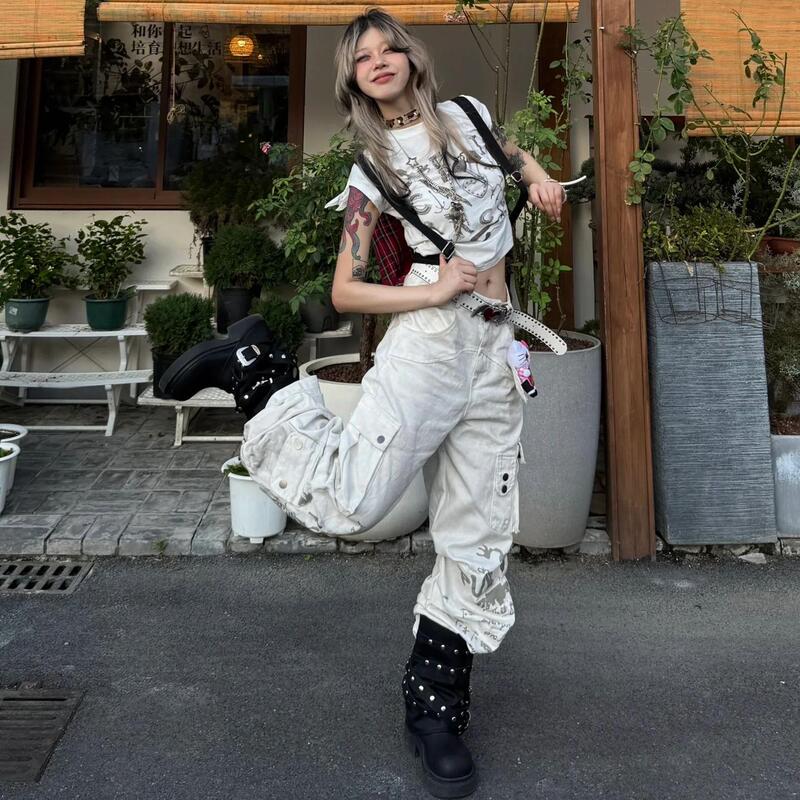 Vibe High Street Hand-Painted Floral Multi-Flap Pocket Pants Functional Cargo Pants Women's Trendy Brand Hiphop American Casual White Pants Vibe High Street Hand-Painted Floral Multi-Flap Pocket Pants Functional Cargo Pants Women's Trendy Brand Hiphop American Casual White Pants