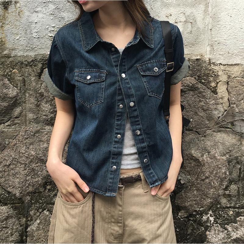 American Retro Short-Sleeved Denim Shirt for Women, Summer Thin Style, Loose Fit, Slimming, Casual, Versatile, Short Top for Petite Women