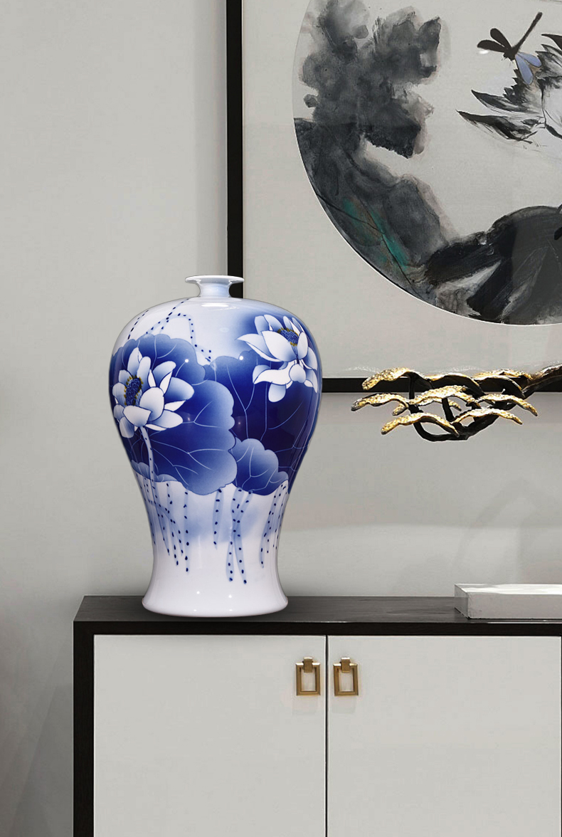 Jingdezhen blue and white lotus mei bottles of new Chinese style living room porch hand - made ceramics flower arranging decorative furnishing articles of handicraft