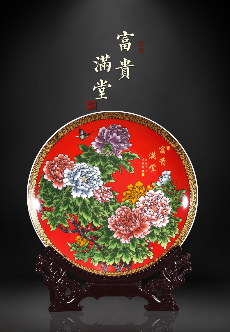 Jingdezhen ceramics powder enamel with a silver spoon in its ehrs expressions using the and decorative plates of new Chinese style household adornment handicraft furnishing articles sitting room