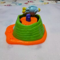 KFC Toys 2010 Kiki Diving (see picture and description) box 44