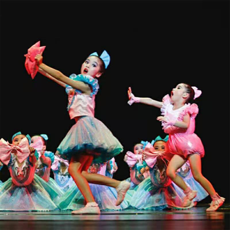 Children's Day Kindergarten Dance Performance Costumes Primary School Students Xiaohe Style Erbao Comes Children's Puff Skirt Performance Costumes