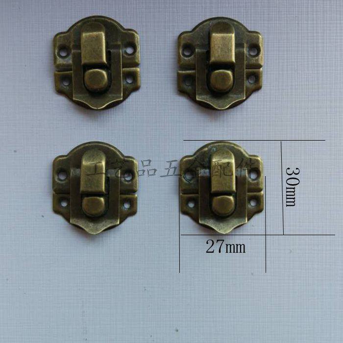 Meta Treasure Buckle With Tongue Ancient Color Opening Ring Snap Hook Lock Gift Box box Wood Box Small Buckle Round