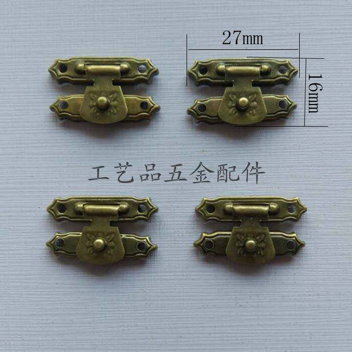 Antique gift box butterfly butterfly button button button bucket button accessories wooden box tower fault your small button button