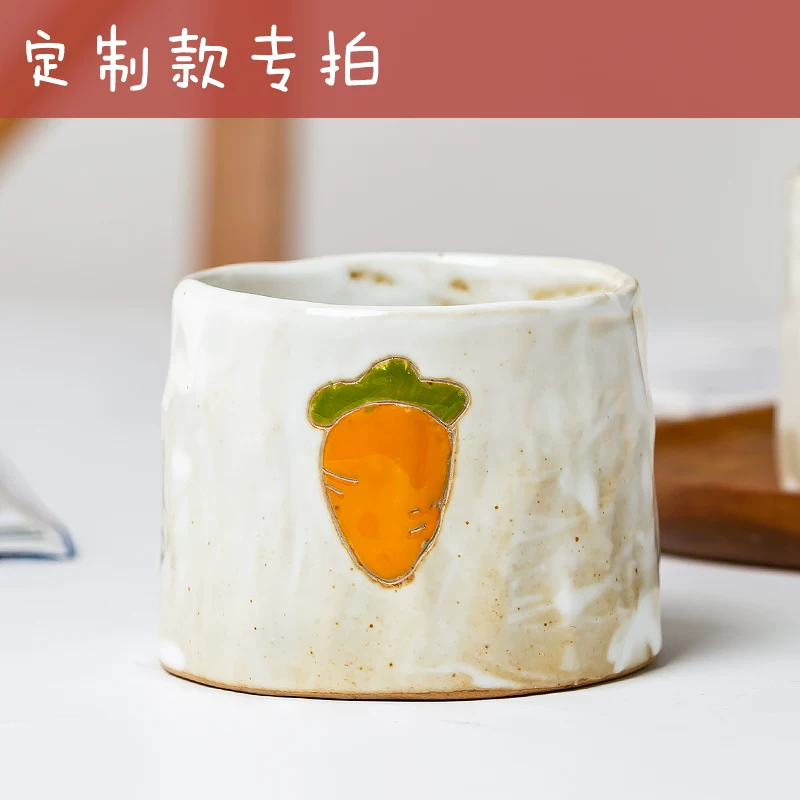 Пожалуйста, переведите на русский: Japanese handmade coarse pottery coffee cup ceramic creative personality strawberry house drinking water cup and hand -cup