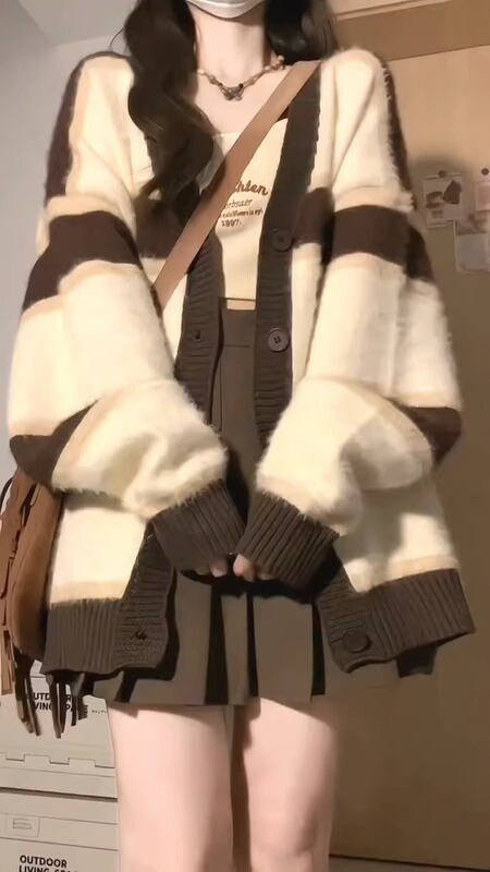 Retro V-Neck Contrast Stripesd Mohair Sweater for Women, Autumn and Winter Outer Wear, Loose and Lazy Style Cardigan Jacket
