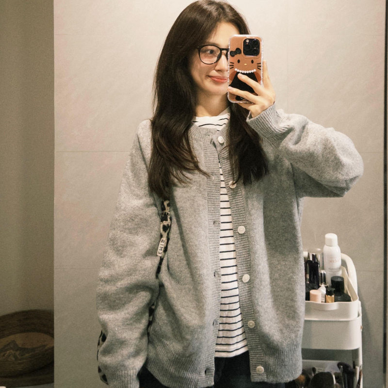 Korean Style Early Spring Retro Gray Knitted Cardigan Sweater Women's Loose Outerwear Lazy Style Casual Jacket Top