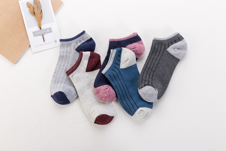 Đặc biệt hàng ngày vớ nam ống mùa hè cotton đen vớ khử mùi thấm mồ hôi cotton vớ thể thao 10 đôi vớ nam quần tất lót lông