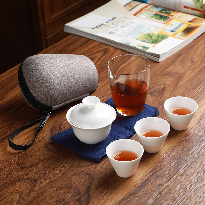 Defied Chinese Tourist Carry-on Tea Pot travel Gongfu tea with a whole set of portable one-pot three cups of delicate glass