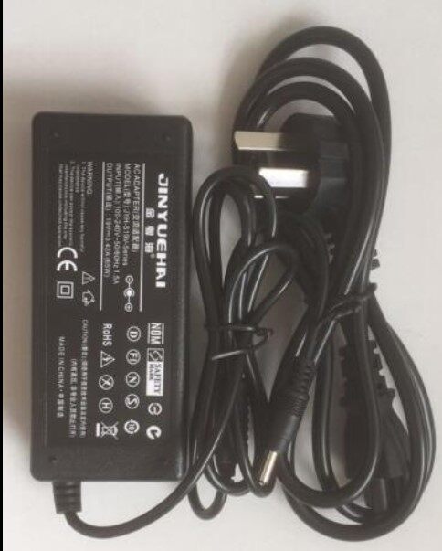 19V3 42A 3 5 * 1 35 laptops power supply adapter knife edge version netbook This small head charging line