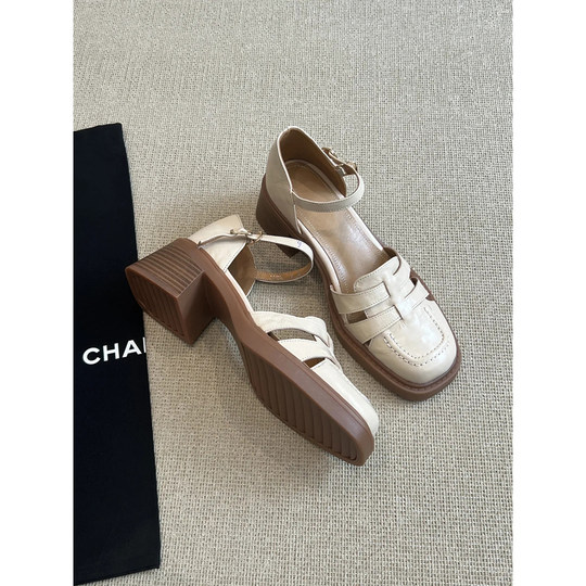 超软小羊皮~白色包头凉鞋女夏2025新款真皮罗马粗跟高跟法式单鞋