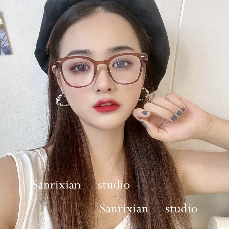 Small crowd anti-blue light frame jelly flat mirror Feminine Brown Tea colour Eye frames can be matched with nearsightedness retro vegan face net red
