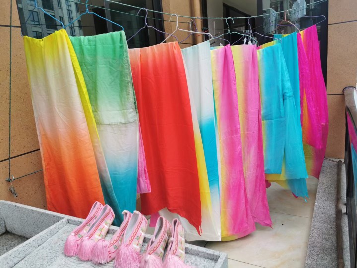 Li Yugang colored silk dance day female prose Dunhuang Flying Tiandance Long silk Power Textile Custom North Dance Colorful Silk Opera-Taobao