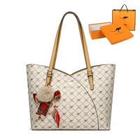 Бежевая подарочная коробка, упаковка