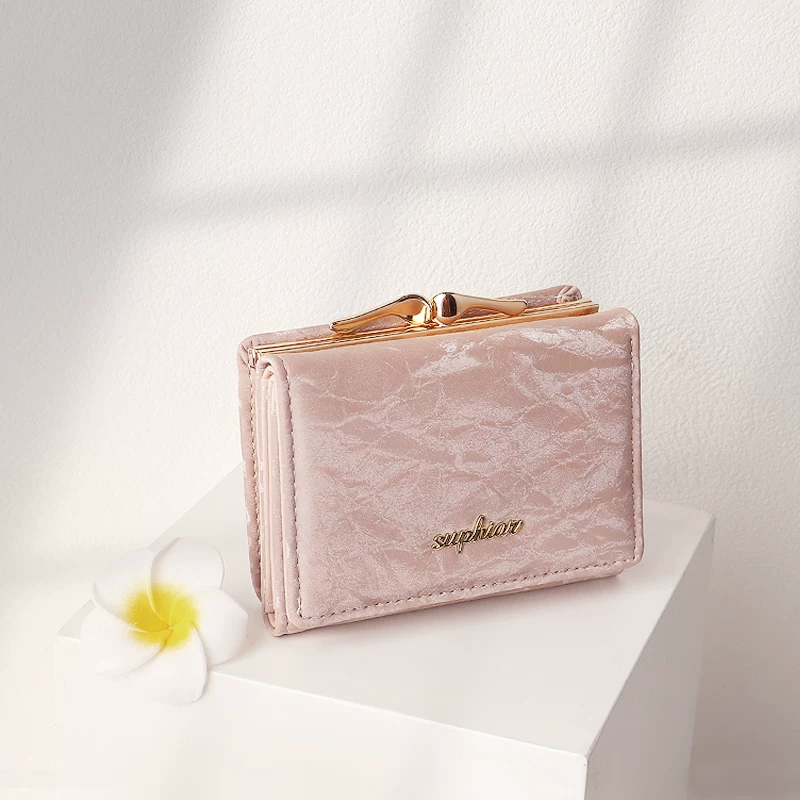 Cute wallet, short small light and thin capacious universal shoulder bag