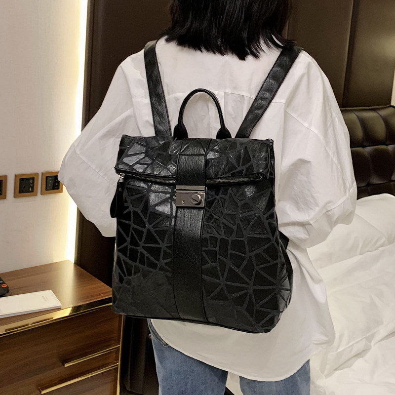 Net red Tongan Genuine Leather Rear Shoulder Bag female Han Edition Pack Package 2020 new 100 hitch casual fashion Dual-use Scapegoat