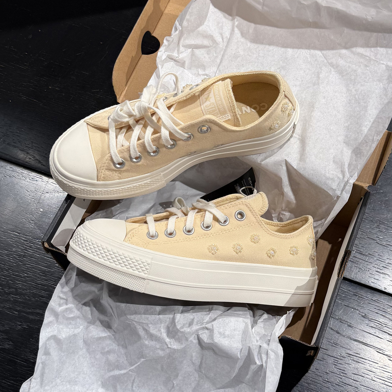 Converse All Star Lift Spring Beaded Flower Women's Thick-Soled Canvas Shoes A17790C Converse All Star Lift Spring Beaded Flower Women's Thick-Soled Canvas Shoes A17790C