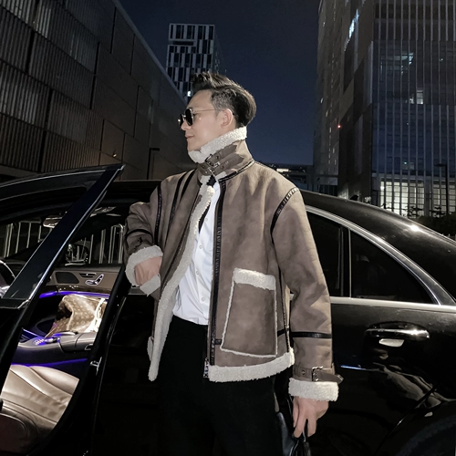 Оригинальная дизайнерская демисезонная цветная куртка