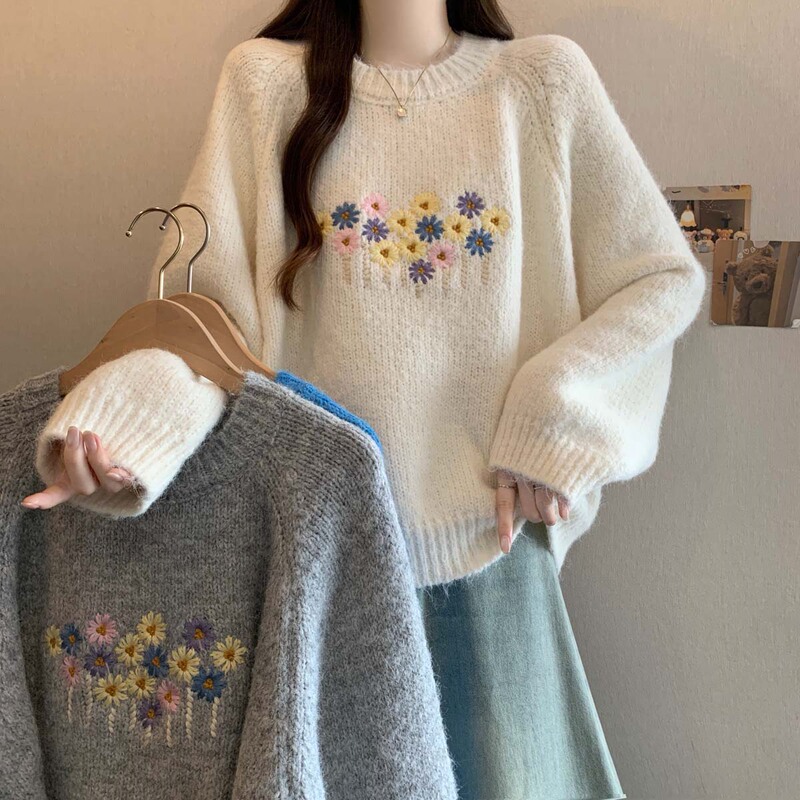 Early Autumn Lazy Style Round Neck Embroidered Sweater for Women, Autumn and Winter 2026 New Korean Style Loose Base Knit Top Trendy Early Autumn Lazy Style Round Neck Embroidered Sweater for Women, Autumn and Winter 2026 New Korean Style Loose Base Knit Top Trendy