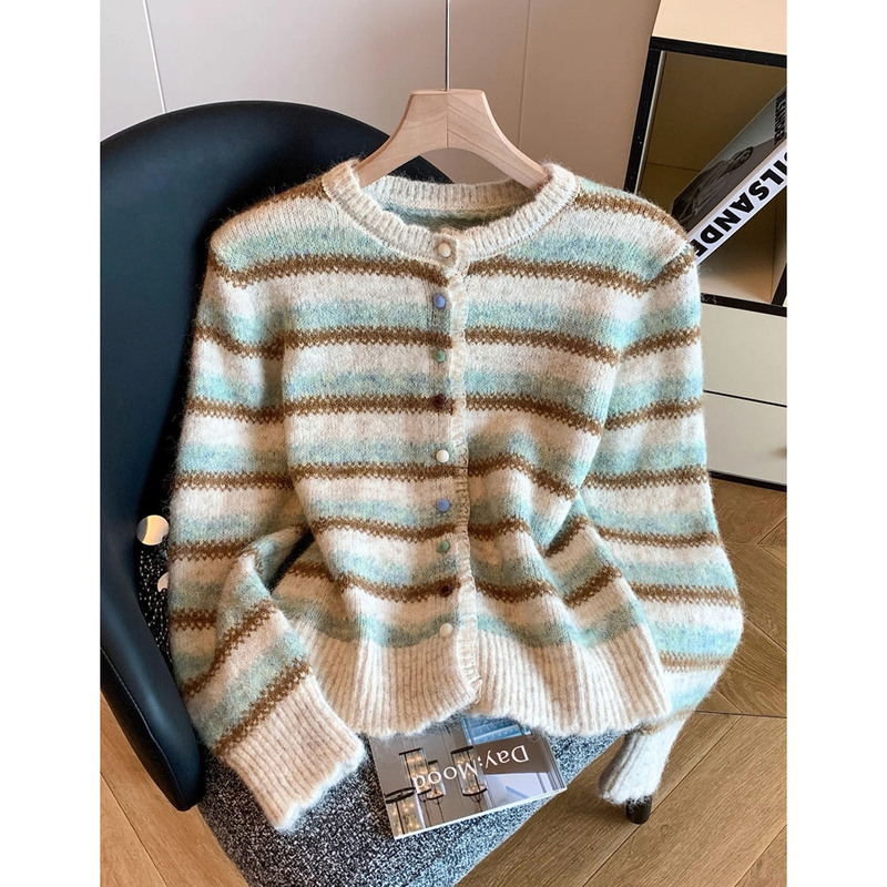 Retro Round-Neck Colorful Striped Knit Cardigan for Women, Soft and Loose Sweater Coat, New Autumn and Winter Slim-Fit Trendy Top Retro Round-Neck Colorful Striped Knit Cardigan for Women, Soft and Loose Sweater Coat, New Autumn and Winter Slim-Fit Trendy Top