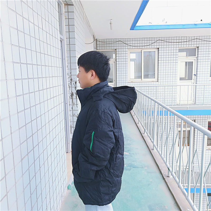 Li Ning nam ngắn xuống áo khoác mùa đông ấm áp và thoải mái trùm đầu áo khoác bóng đá loạt AYMD045-1 - Thể thao xuống áo khoác áo phao trần trám