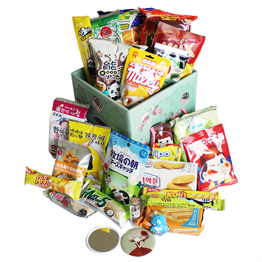 Imported Japanese and Korean snacks spree gift package combination a box of leisure food snack net red full box adult birthday