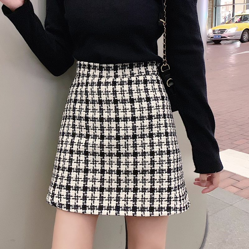 Real auction and real price new style retro small fragrance skirt for women's Woolen plaid skirt with high waist and thin buttocks