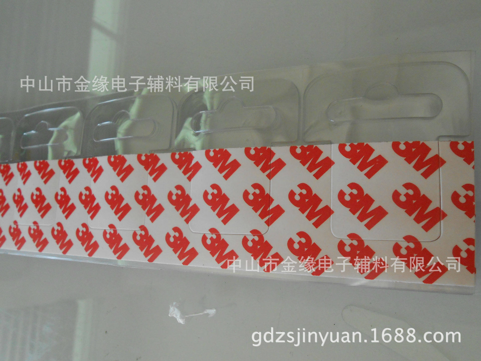 包装胶垫 飞机孔pvc挂钩蝴蝶孔挂钩自粘透明pet挂钩50*50mm