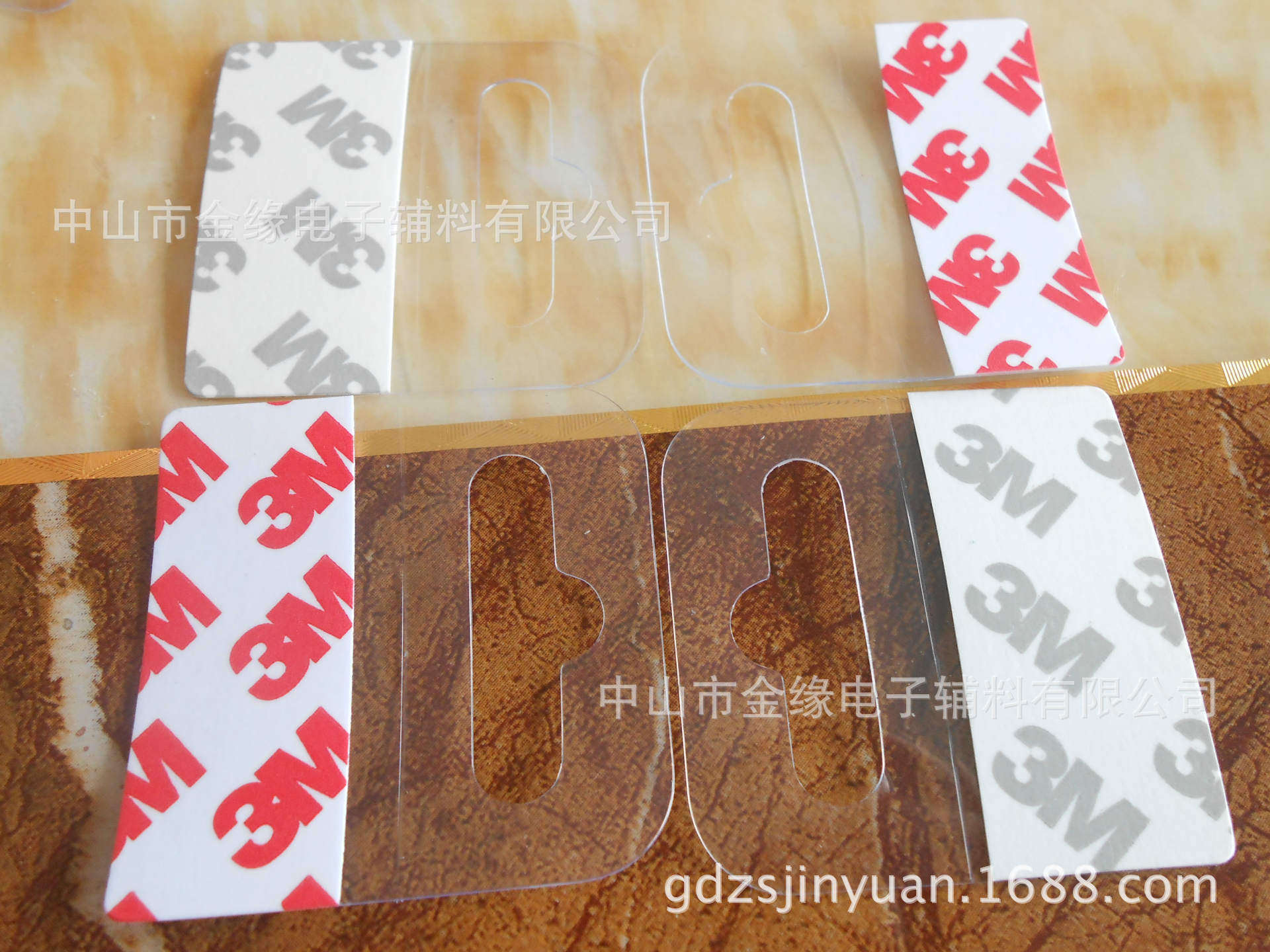 包装胶垫 飞机孔pvc挂钩蝴蝶孔挂钩自粘透明pet挂钩50*50mm